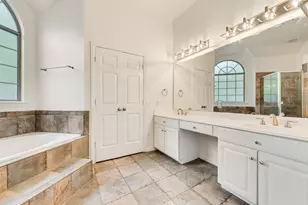 14605 Dove Ct, Addison, TX 75001 - Photo 29