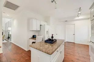 14605 Dove Ct, Addison, TX 75001 - Photo 13