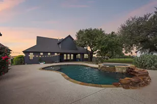 154 Helton Dr, Granbury, TX 76049 - Photo 39