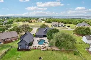 154 Helton Dr, Granbury, TX 76049 - Photo 33