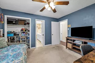 1208 Knotty Oaks Dr, Woodway, TX 76712 - Photo 25