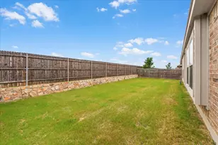 1021 Longbow Ln, Crowley, TX 76036 - Photo 27