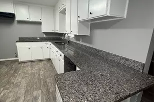 5821 McCart Ave, Fort Worth, TX 76133 - Photo 9