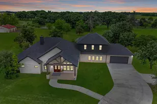 10373 Bobbie Ln, Pilot Point, TX 76258 - Photo 1