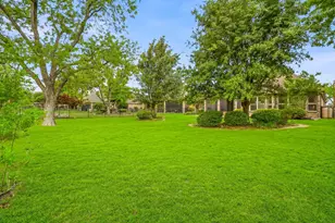 5711 Pebble Beach Dr, Granbury, TX 76049 - Photo 29