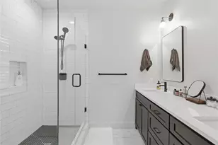 1005 Mt Auburn Ave, Dallas, TX 75223 - Photo 15