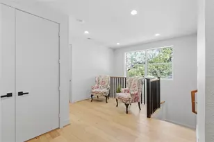 1005 Mt Auburn Ave, Dallas, TX 75223 - Photo 11
