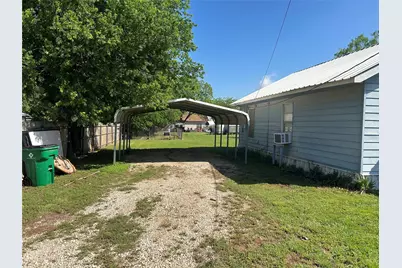 300 Harrison Avenue, Newcastle, TX 76372 - Photo 5