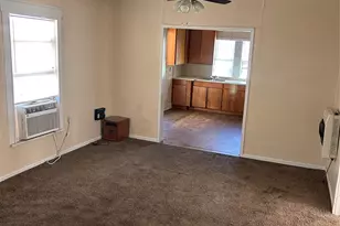 300 Harrison Ave, Newcastle, TX 76372 - Photo 11