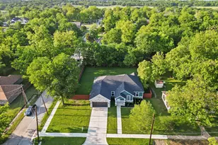 2822 Anderson St, Greenville, TX 75401 - Photo 3