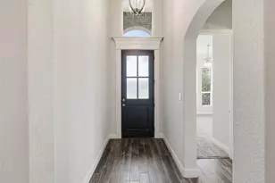900 Pate St, Granbury, TX 76048 - Photo 5