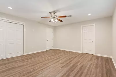 2025 Lenamon Street, Waco, TX 76710 - Photo 13