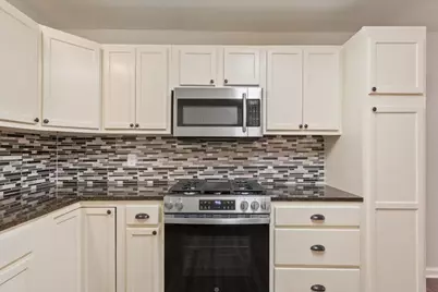 2025 Lenamon Street, Waco, TX 76710 - Photo 11