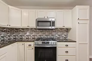2025 Lenamon St, Waco, TX 76710 - Photo 11