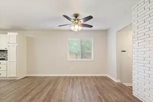 2025 Lenamon St, Waco, TX 76710 - Photo 7