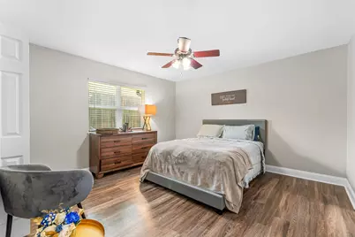 436 Ball Street, Grapevine, TX 76051 - Photo 9