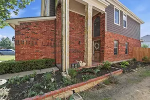 12137 Walden Wood Dr, Fort Worth, TX 76244 - Photo 31