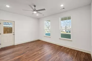 506 E Kimball St, Mansfield, TX 76063 - Photo 5