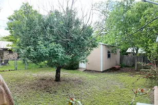 1807 W Proctor Dr, Goldthwaite, TX 76844 - Photo 5
