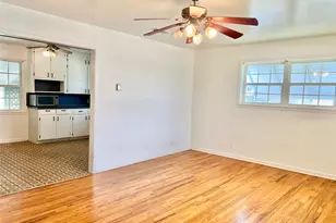 802 E White St, Hamilton, TX 76531 - Photo 9