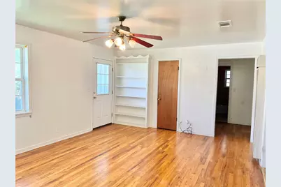 802 E White Street, Hamilton, TX 76531 - Photo 7