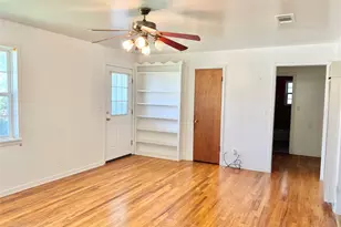 802 E White St, Hamilton, TX 76531 - Photo 7