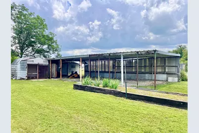 802 E White Street, Hamilton, TX 76531 - Photo 27
