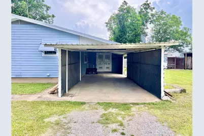802 E White Street, Hamilton, TX 76531 - Photo 21