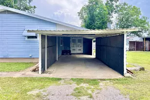 802 E White St, Hamilton, TX 76531 - Photo 21
