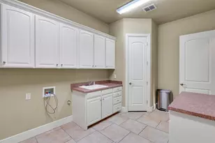 8120 Belmont Ct, North Richland Hills, TX 76182 - Photo 31