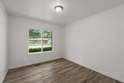 706 W Denison Drive, Robinson, TX 76706 - Photo 15