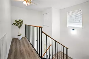 834 Brian Dr, Grand Prairie, TX 75052 - Photo 13