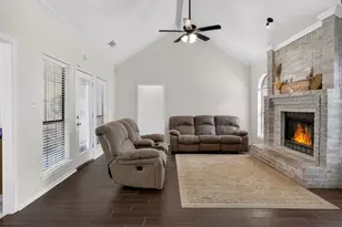 7020 Live Oak Dr, North Richland Hills, TX 76182 - Photo 5