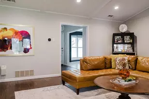 3257 Brookhaven Club Dr, Farmers Branch, TX 75234 - Photo 7
