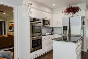 3257 Brookhaven Club Dr, Farmers Branch, TX 75234 - Photo 11
