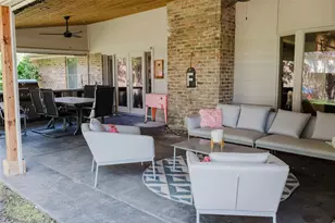 3257 Brookhaven Club Dr, Farmers Branch, TX 75234 - Photo 33