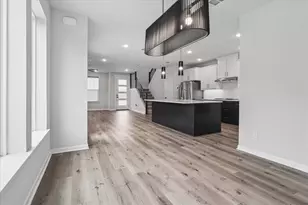 1585 Jackson St, Carrollton, TX 75006 - Photo 9