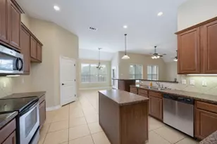 501 Tiger Ln, Gunter, TX 75058 - Photo 9