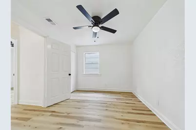 4414 Pineridge Drive, Garland, TX 75042 - Photo 11