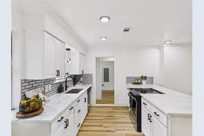 4414 Pineridge Drive, Garland, TX 75042 - Photo 5