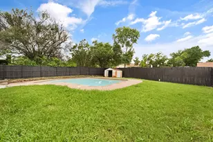 2723 Colonial Dr, Carrollton, TX 75007 - Photo 23