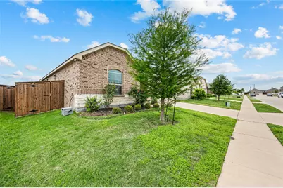 11440 Silver Queen Drive, Aubrey, TX 76227 - Photo 3
