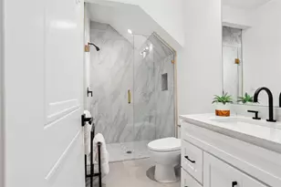 2633 Reagan, Dallas, TX 75219 - Photo 3