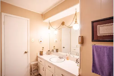 200 E San Saba Street, Wortham, TX 76693 - Photo 23