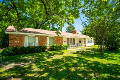 200 E San Saba Street, Wortham, TX 76693 - Photo 1