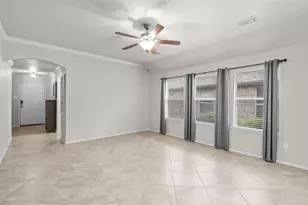 9005 Holliday Ln, Aubrey, TX 76227 - Photo 11