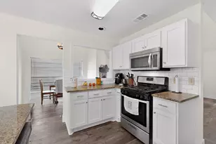 2305 Rockbluff Ct, Rowlett, TX 75088 - Photo 9