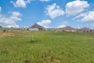 8624 Tucker Dr, Godley, TX 76044 - Photo 5