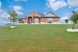 8624 Tucker Dr, Godley, TX 76044 - Photo 3