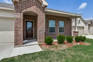 761 Pollyann Trl, Fort Worth, TX 76052 - Photo 3